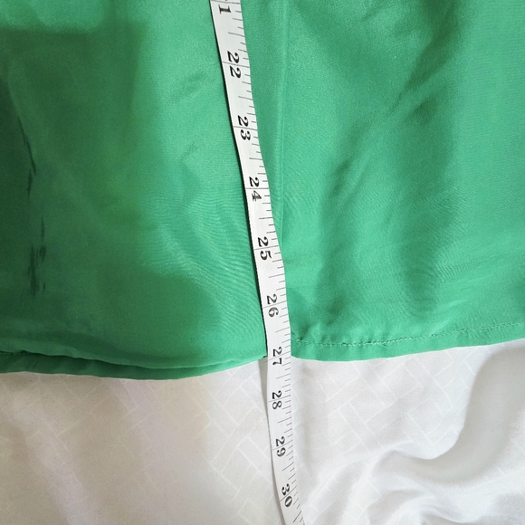 Vintage Susan Hutton Green Silky Blouse w/High Neckline - Picture 6 of 9